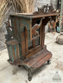 Unieke vondst, oude originele antieke houten tempel altaar 147673