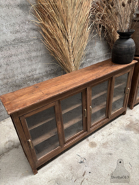 Set van 2 unieke jaren 30 vitrine winkelkasten 148092