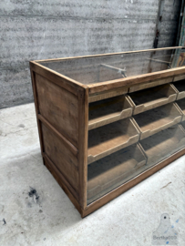 Unieke oude toonbank, vitrinekast dressoir (146841) verkocht