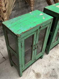 Oude smalle houten vitrinekastjes Ibiza vibes India 147843 bohemian