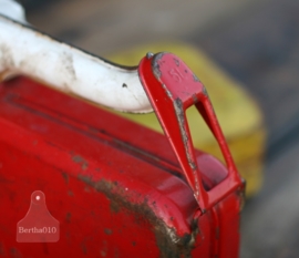 Jerrycan klein, rood (130314)..verkocht