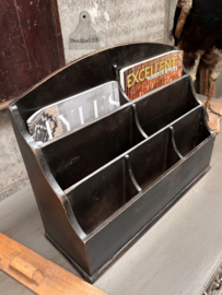 Stoere houten oude postsorteerbak 147683 a