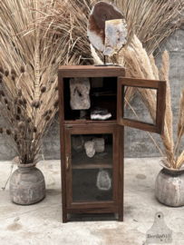 Elegant antiek vitrinekastje compact en karaktervol 147874