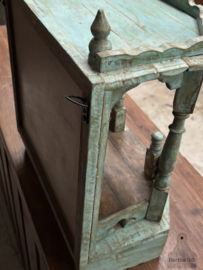 Middelgroot Oosters oud houten altaar handgemaakt, mystiek 147877b