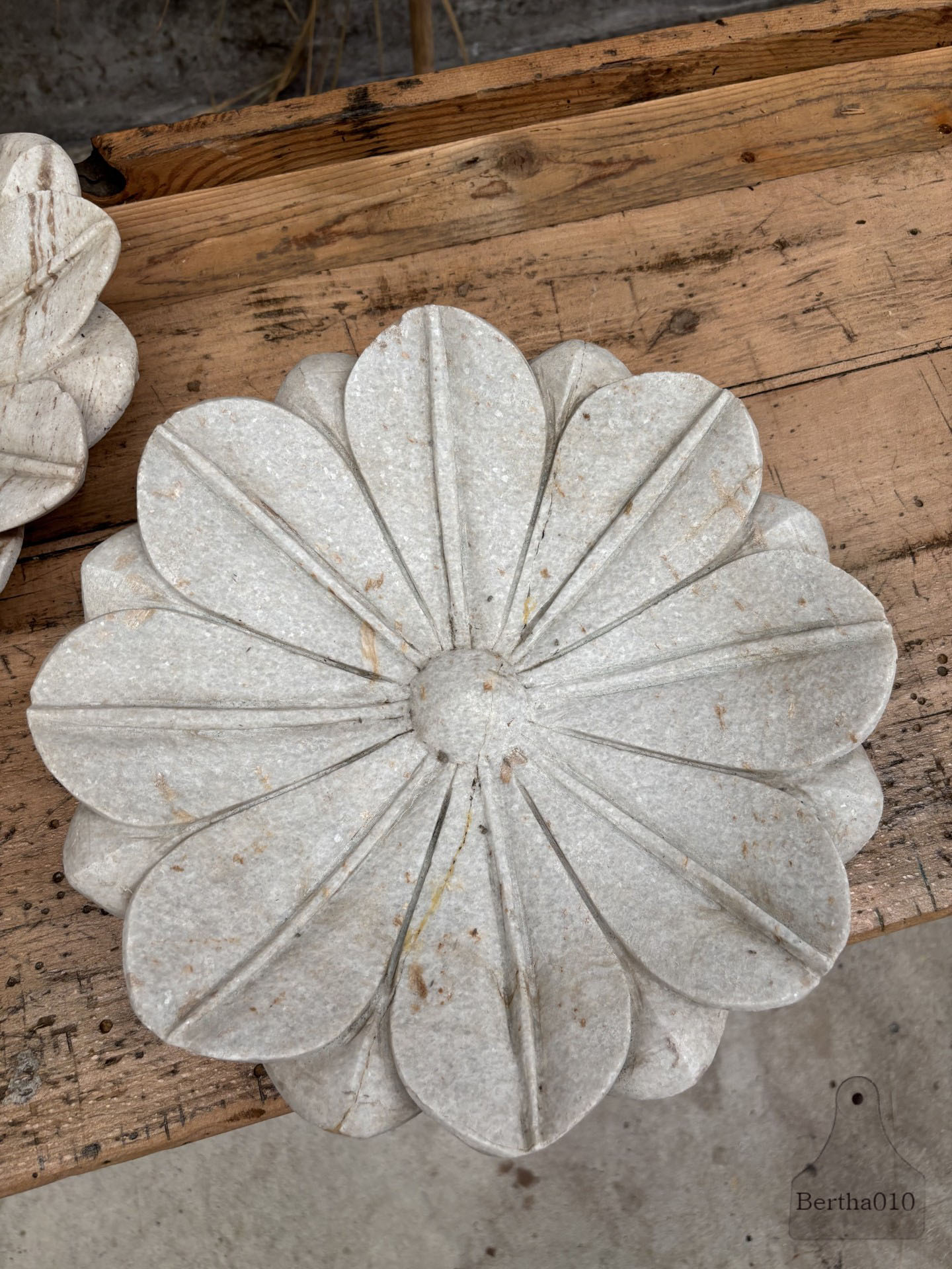 Marmer schaal lotus 31 cm 147271