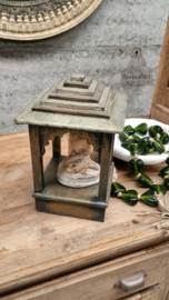 Oude houten tempel altaar 147284