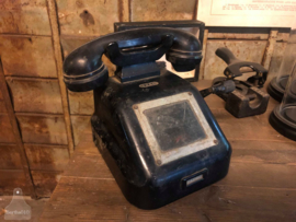 Oude draaitelefoon jaren 40 (138531)