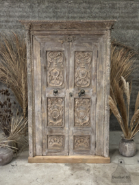 Unieke Oosterse kast  duizend-en-een-nacht 147774 hoogte 223 cm