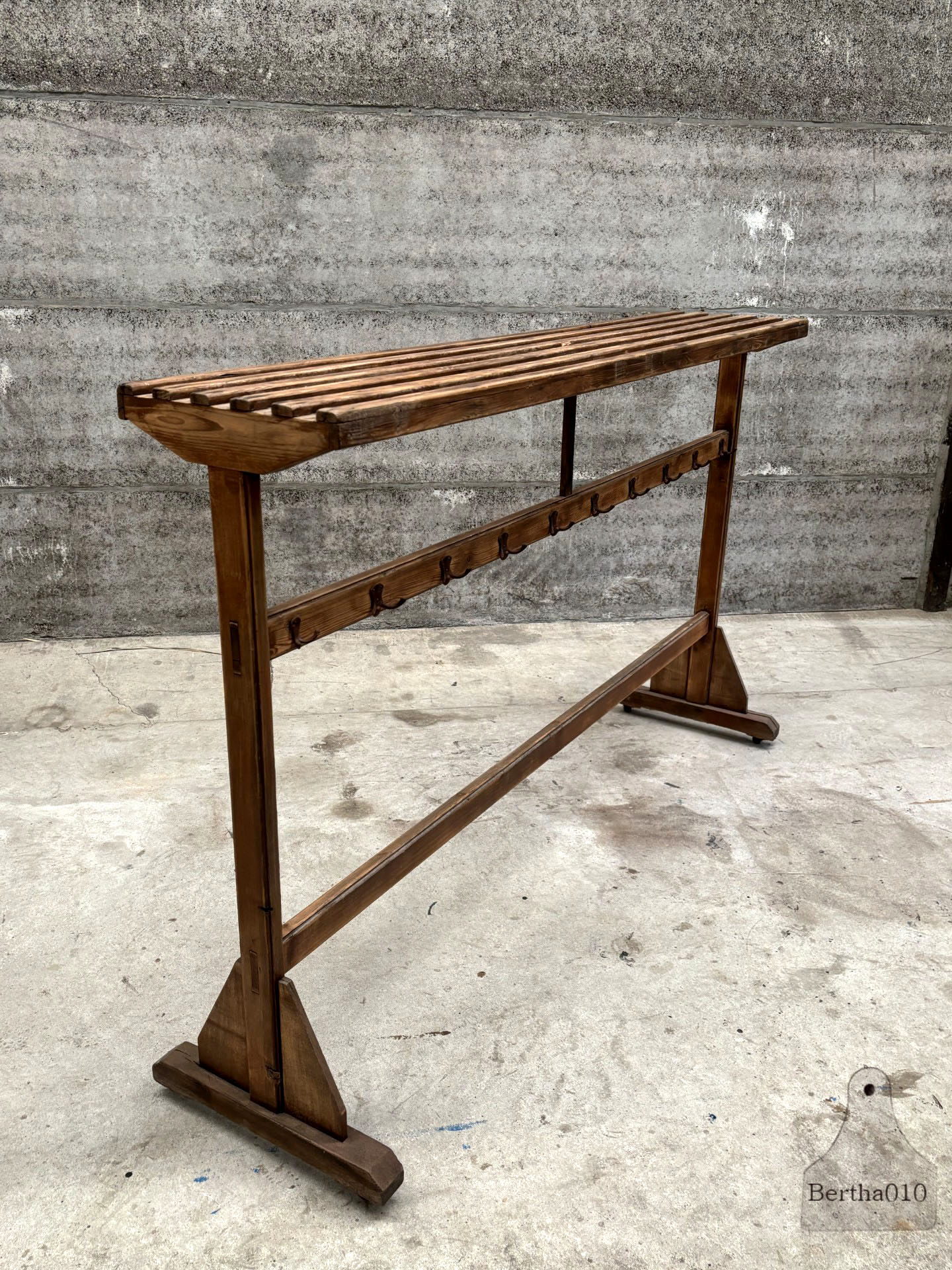 Originele oude schoolkapstok op wielen jaren ’40–’50 147606