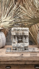 Tempel steen F 147189 altaar verkocht