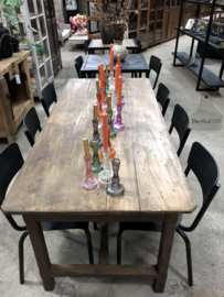 Oude robuuste kloostertafel (146436) verkocht