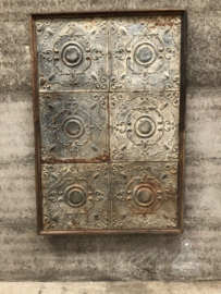 Lijst van antieke ijzeren plafonddelen (144970) verkocht