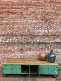 Dressoir groen (143204) verkocht
