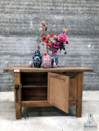 Stoere vintage werkbank met opbergruimte (146447) verkocht