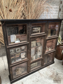 Topstuk smalle uniek vitrine hangkast 148095