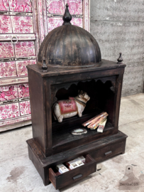 Oude unieke altaar, tempel (147229)