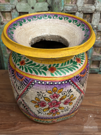 Houten melkpot kunstobject handbeschilderd met Oosterse inspiratie 147886p 38.5 cm hoog