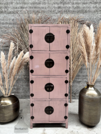 Slanke oude Chinese kast – elegant, ingetogen en vol karakter 147381
