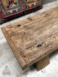 Antieke robuuste salontafel (146430) 138 cm lengte