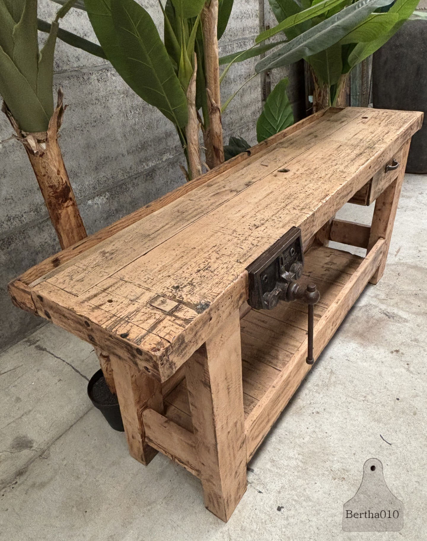 Robuuste Franse werkbank met originele Manchester bankschroef 147601