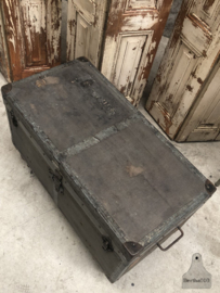 Authentieke koffer (145243) verkocht
