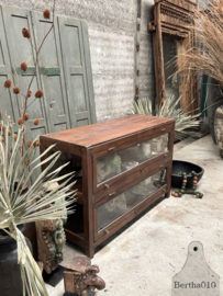 Karakteristieke antieke kleppenkast ca 1920 147148