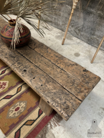 Grote antieke salontafel/dressoir (147126) verkocht