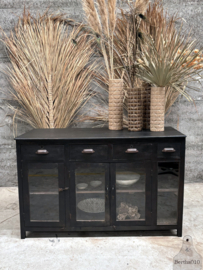 Oude toonban, vitrine,  Keukeneiland (146881) lengte 151 cm