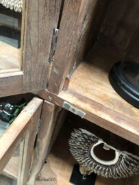 Oude Engelse vakken vitrinekast 12-deurs (144479) verkocht