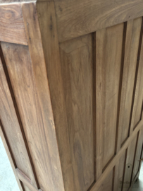 Vitrinekast in functionele elegantie 147705