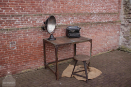 Industrieel bureau (137009) verkocht