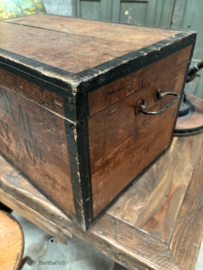 Oude houten kist Amidon Royal (147073) verkocht