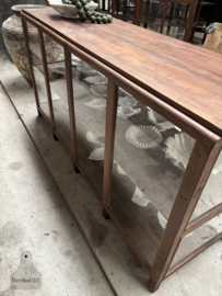 Antieke vitrine museumkast 147837