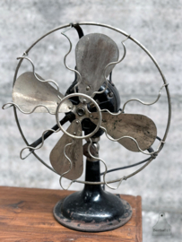 Oude originele jaren 20 Marelli ventilator 147485