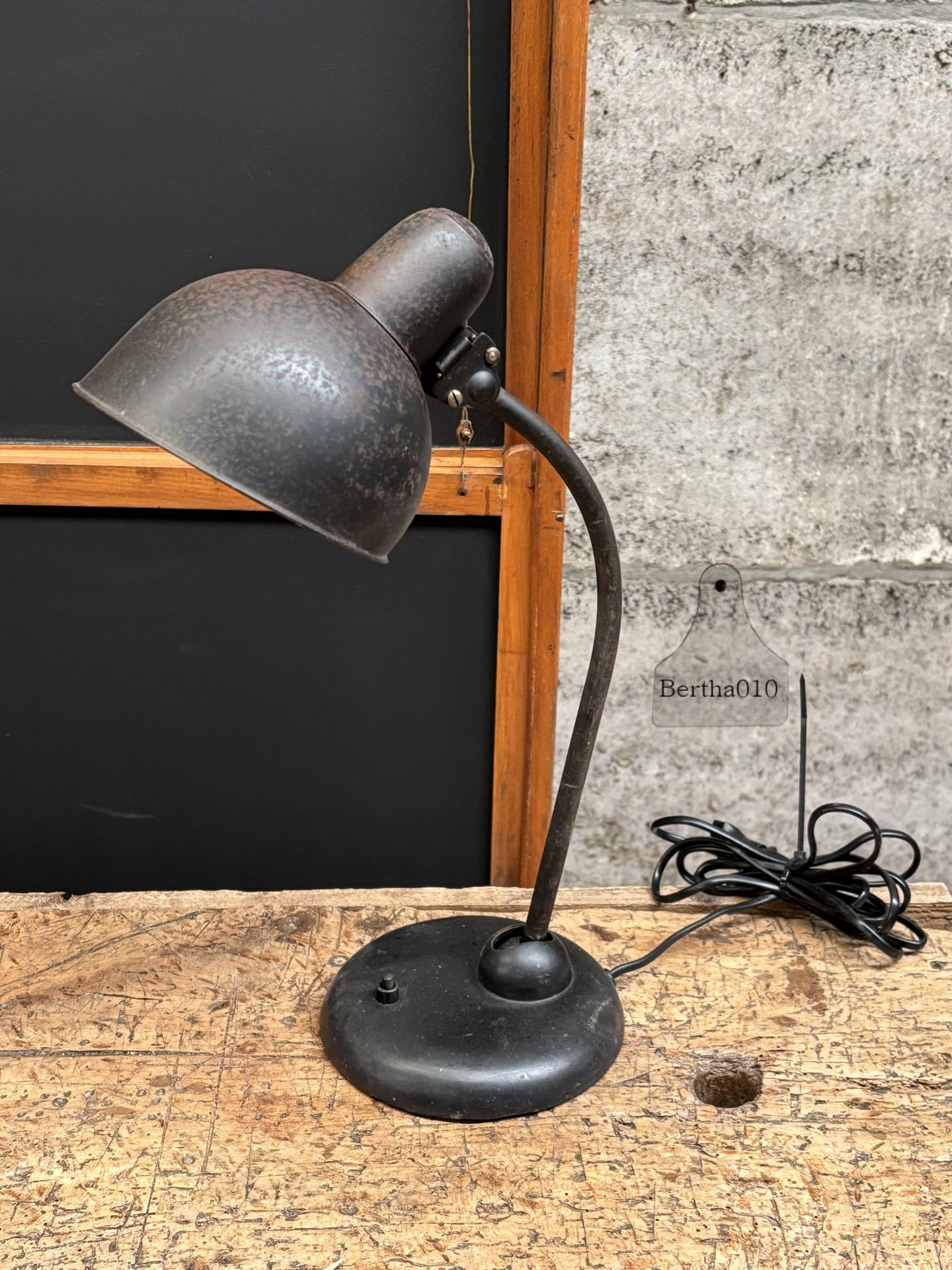 Originele Kaiser Idell Model 6551 Bureaulamp 147570