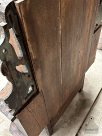 Unieke vondst, oude originele antieke houten tempel altaar 147673