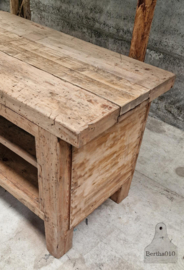 Kleine oude werkbank 147356 lengte 124 cm verkocht