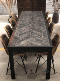 Tafel visgraat  250 x 80 (144162) verkocht