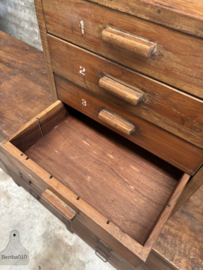 Antiek atelier ladekastje 147833 verkocht