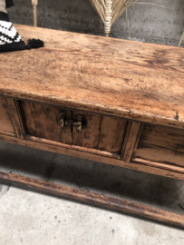 Prachtig Chinees dressoir met schuifdeuren (145820) lengte 222 cm verkocht
