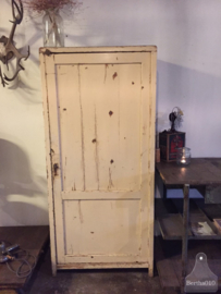 Landelijke brocante kast (135284)..verkocht