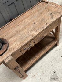 Korte werkbank met verborgen lade (147077) lengte 138 cm verkocht