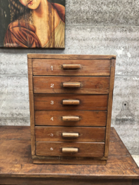 Antiek atelier ladekastje 147833 verkocht