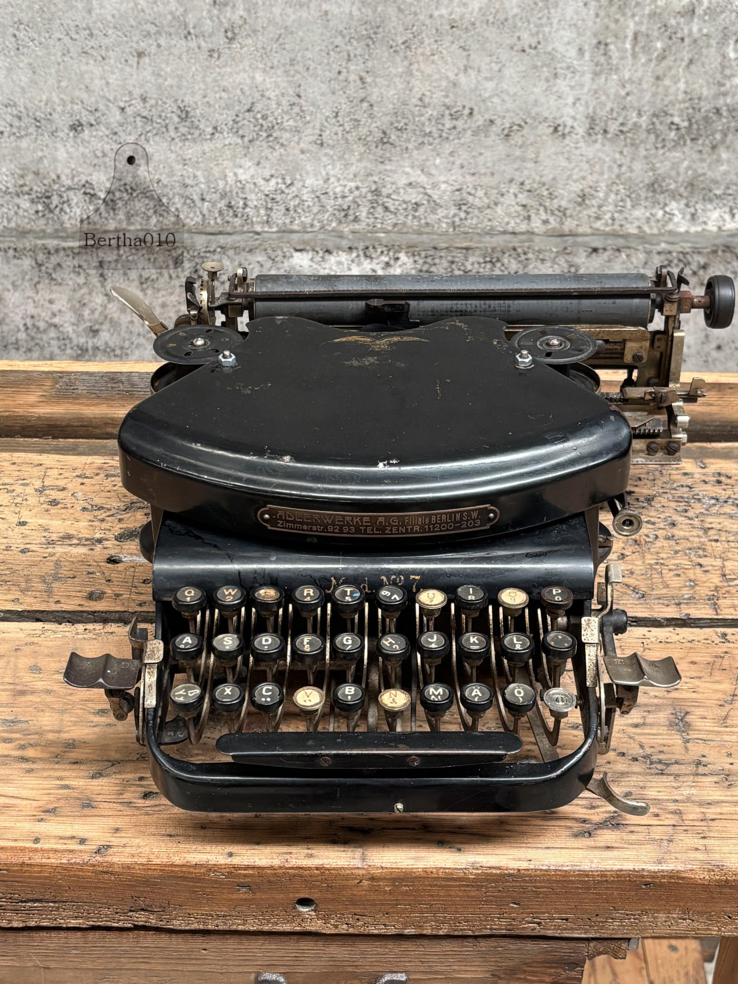 Adler typemachine uit 1900 (147582)
