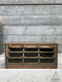 Unieke oude toonbank, vitrinekast dressoir (146841) verkocht