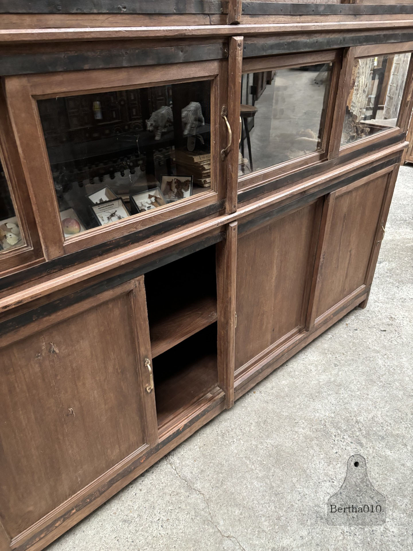Grote zeldzame jaren 20 laboratorium vitrinekast 147450
