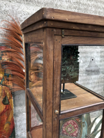Hoge antieke vitrine ( 146896) verkocht