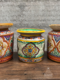 Oude houten melkpot uit India 147885v 33 cm hoog