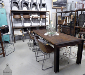 Tafel op maat met oude houtdelen (133203)