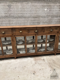 Antiek Engels winkel dressoir lengte 366 cm verkocht